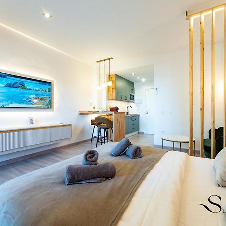 Seaview Beachfront Studio With Aqua Park & Balcony Benalmádena Zewnętrze zdjęcie