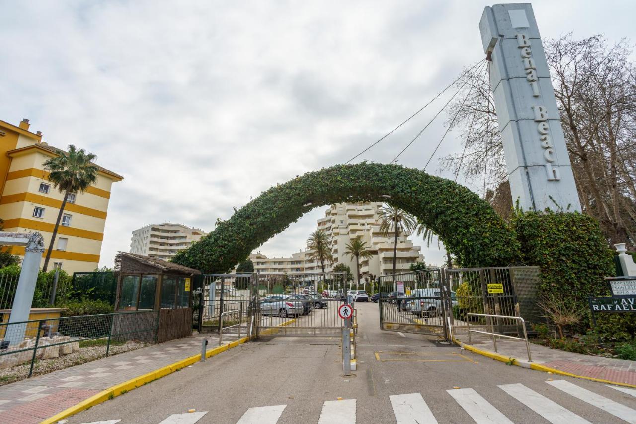 Seaview Beachfront Studio With Aqua Park & Balcony Benalmádena Pokój zdjęcie