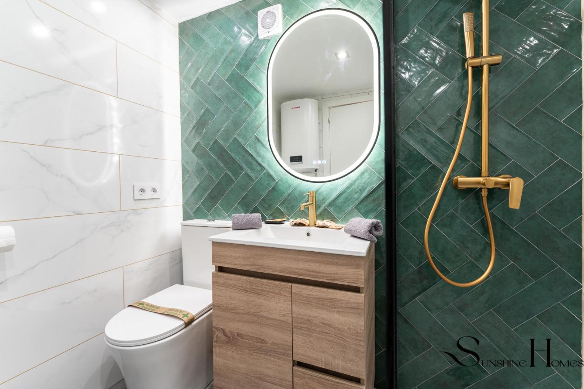 Seaview Beachfront Studio With Aqua Park & Balcony Benalmádena Zewnętrze zdjęcie